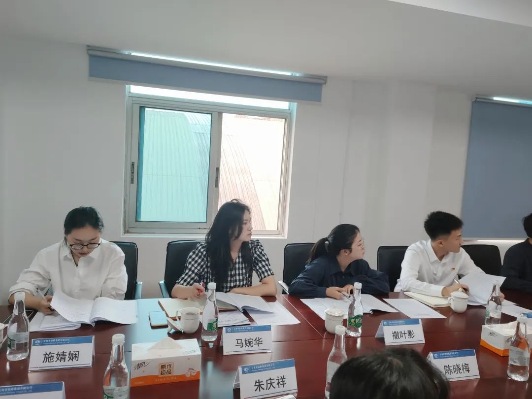 集團(tuán)到公司開展規(guī)范化建設(shè)示范黨支部遴選檢查2.jpg